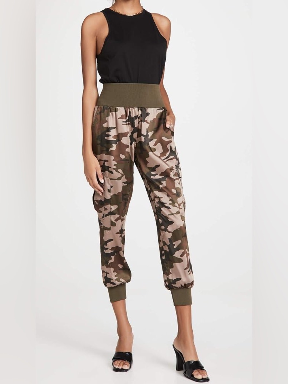 Cinq a Sept Giles camouflage cargo joggers green/ brown size medium